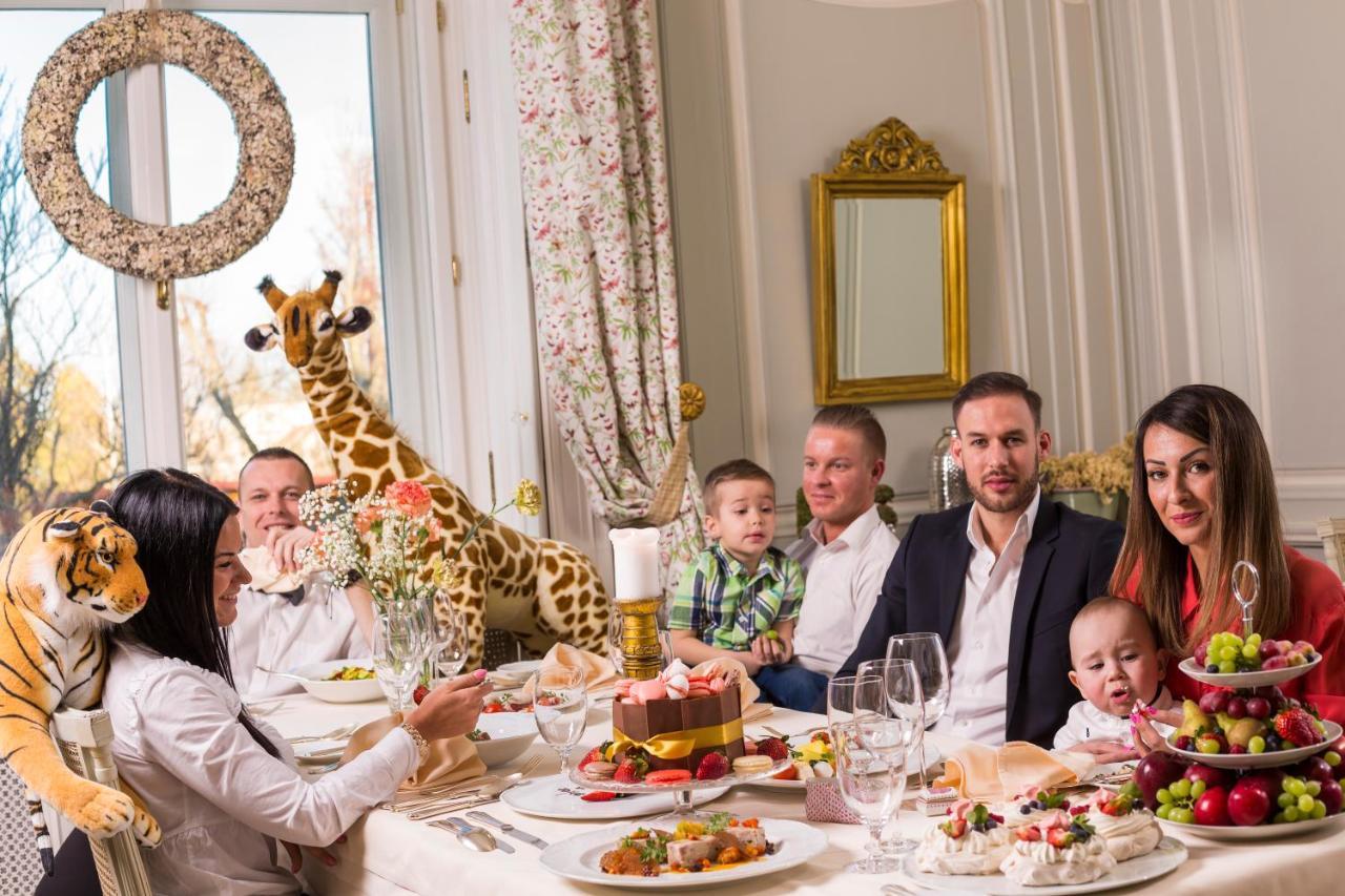 Amade Chateau Vrakun Ngoại thất bức ảnh